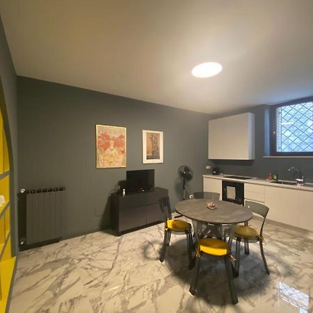 Modern City Center Apartment Benevento Exteriér fotografie