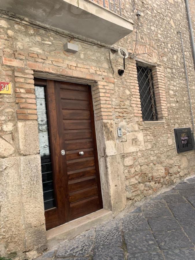 Modern City Center Apartment Benevento Exteriér fotografie